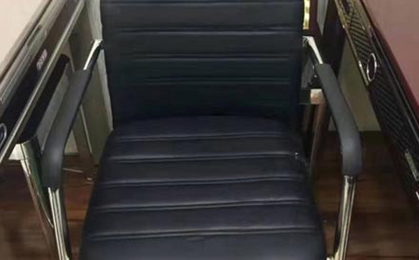 2025年什么牌子白碱滩麻将椅好?选购与保养避坑指南 2025年什么牌子白碱滩麻将椅好?选购与保养避坑指南